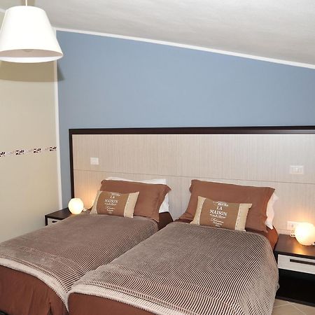 Relais Black Horse Millesimo الغرفة الصورة