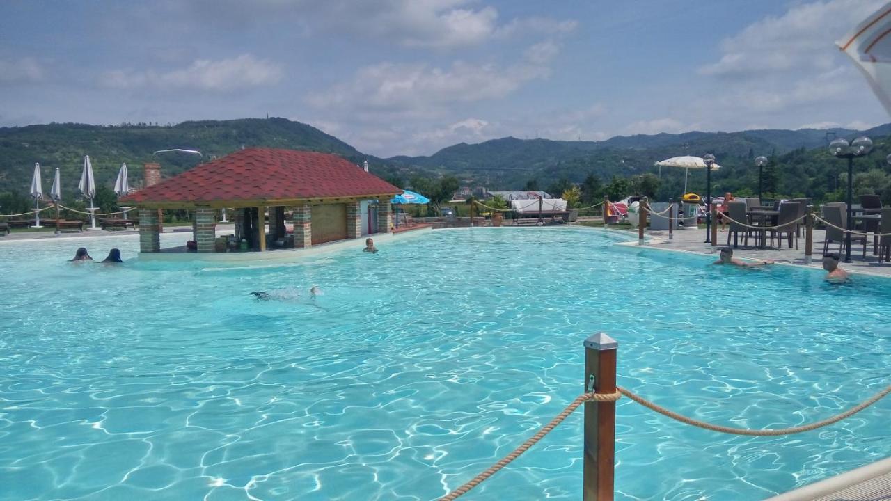Relais Black Horse Millesimo المظهر الخارجي الصورة