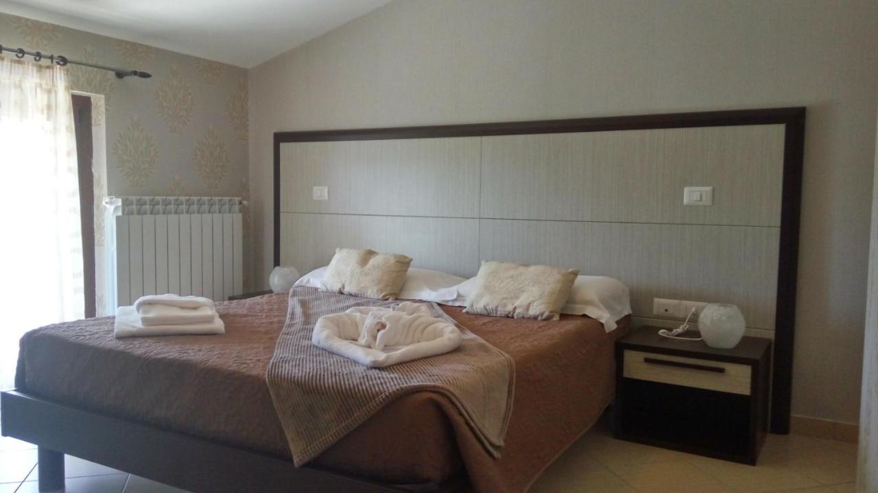 Relais Black Horse Millesimo المظهر الخارجي الصورة