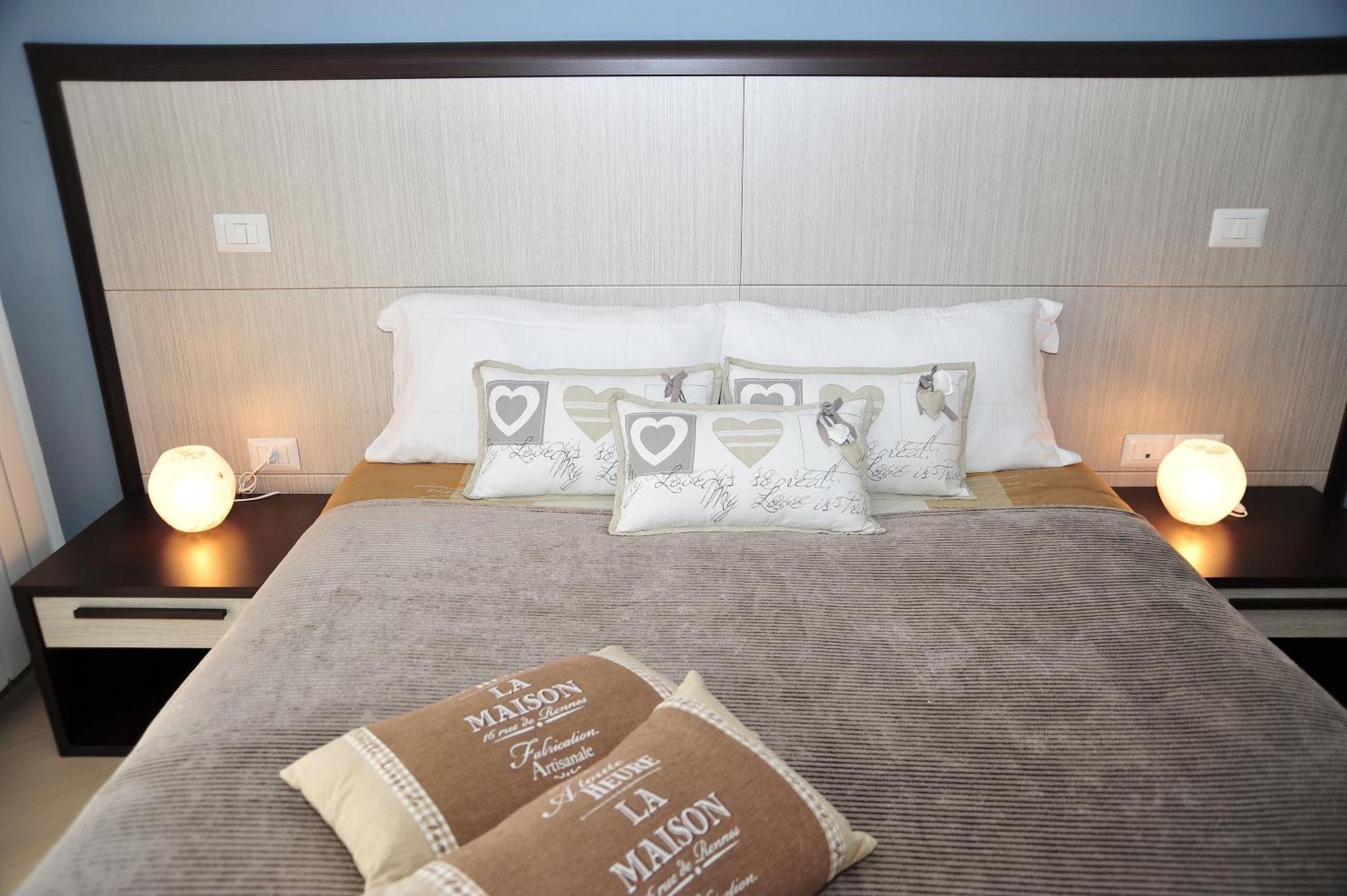 Relais Black Horse Millesimo المظهر الخارجي الصورة